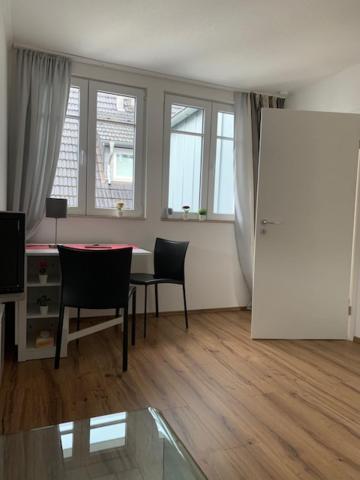 Zentrales Dachgeschossapartment In Leichligen Leichlingen Buitenkant foto