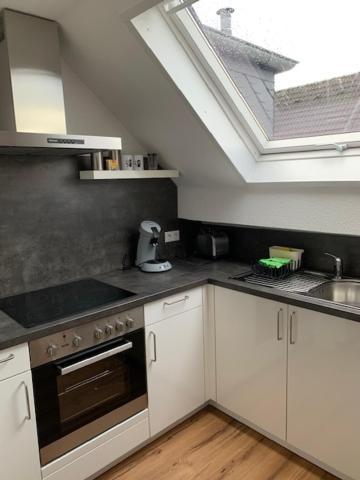 Zentrales Dachgeschossapartment In Leichligen Leichlingen Buitenkant foto